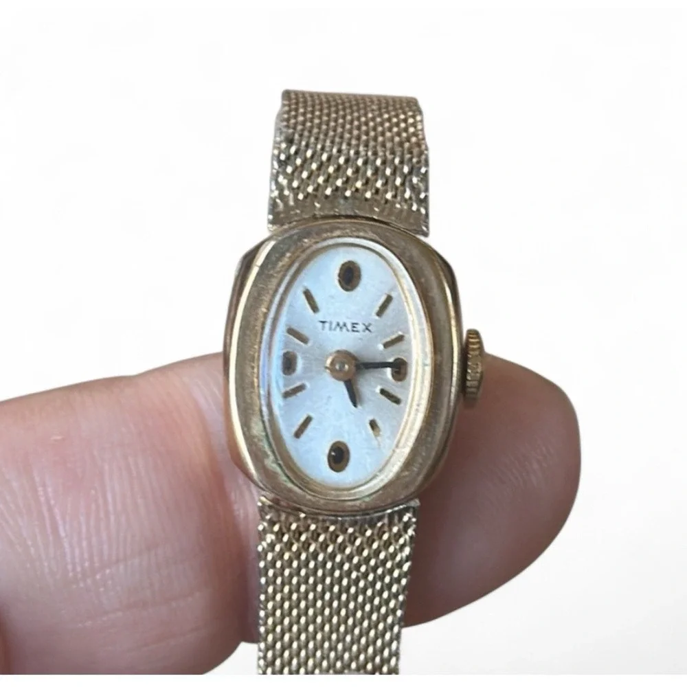 Timex Women's Gold‎ Tone